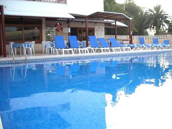 Apartamentos Mira Mola Figueretas Instalações foto